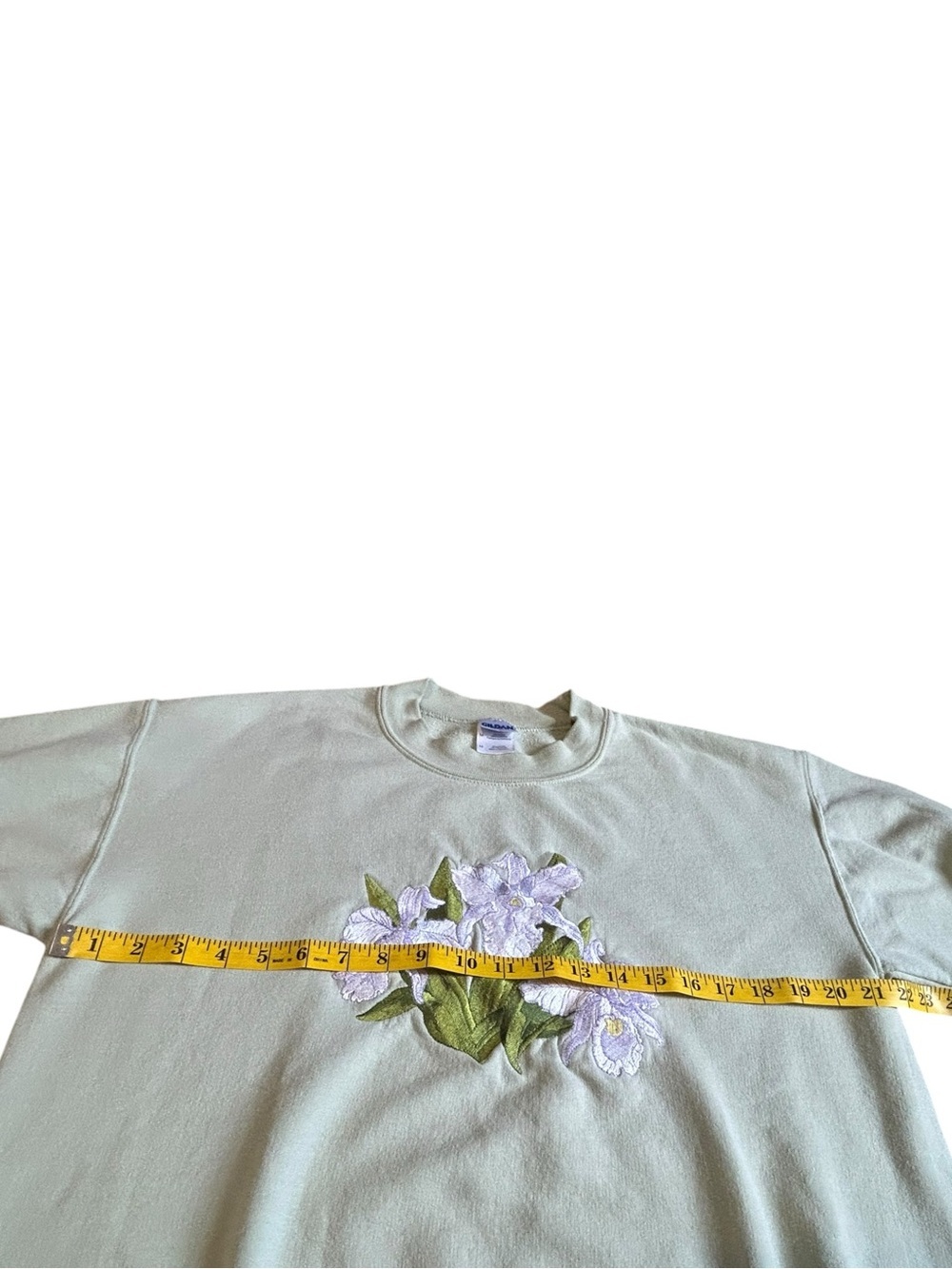 Vintage Iris Embroidered Pastel Green Crewneck Sweatshirt Cottagecore M - Picture 5 of 14